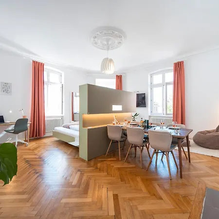 Apartment Bunter Hund - Balkon, Zentral, Geraeumig *